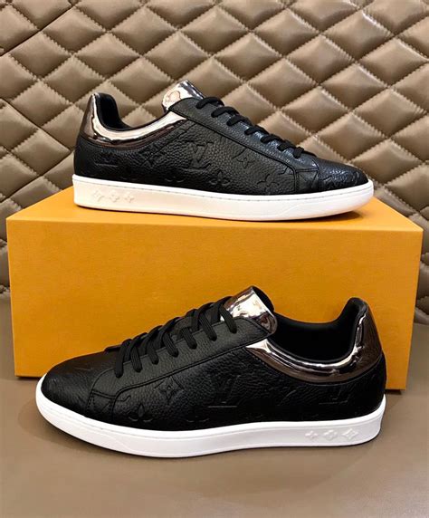 schoenen louis vuitton|louis vuitton designer sneakers.